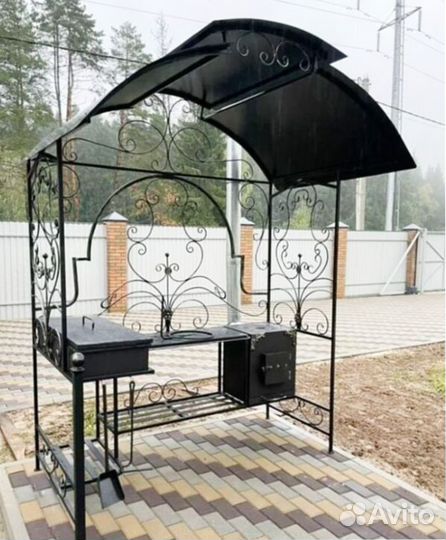Мангал кованый с крышей