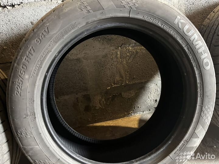 Kumho 823 Power Guard AT 225/50 R17 94V