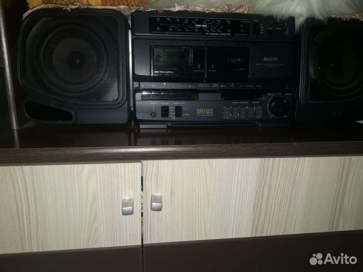 Магнитофон