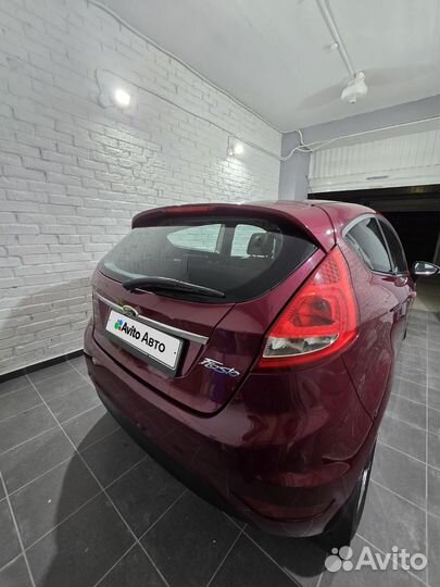 Ford Fiesta 1.4 AT, 2011, 122 000 км