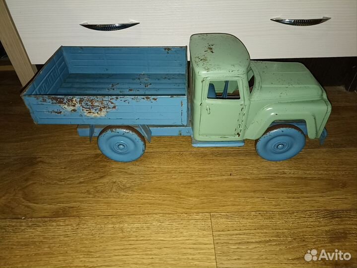 Игрушка СССР грузовик Уралец
