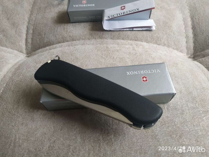 Складной нож victorinox Sentinel