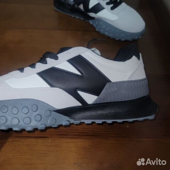 Кроссовки new balance