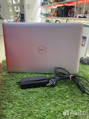 Ноутбук Dell inspiron P35E