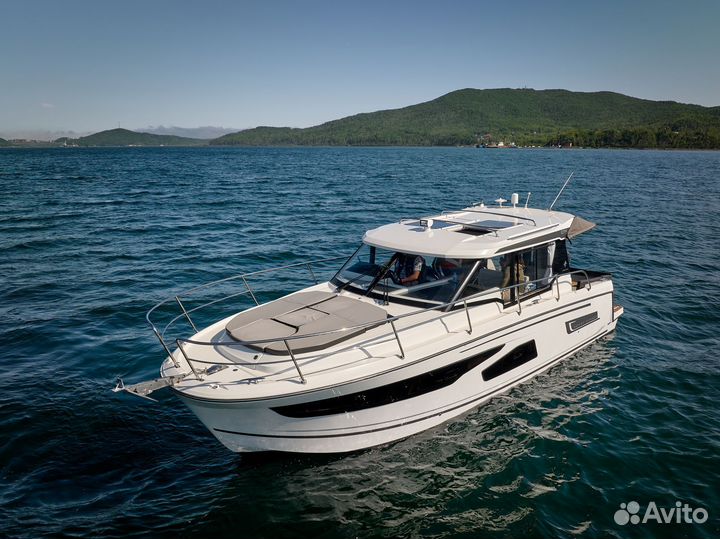 Катер Jeanneau Merry Fisher 1095 Абсолютно новый