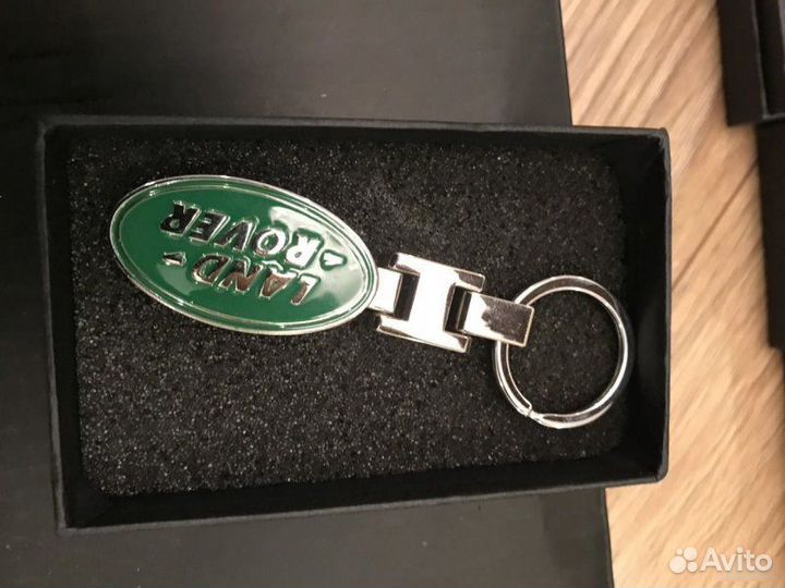 Брелок land-rover