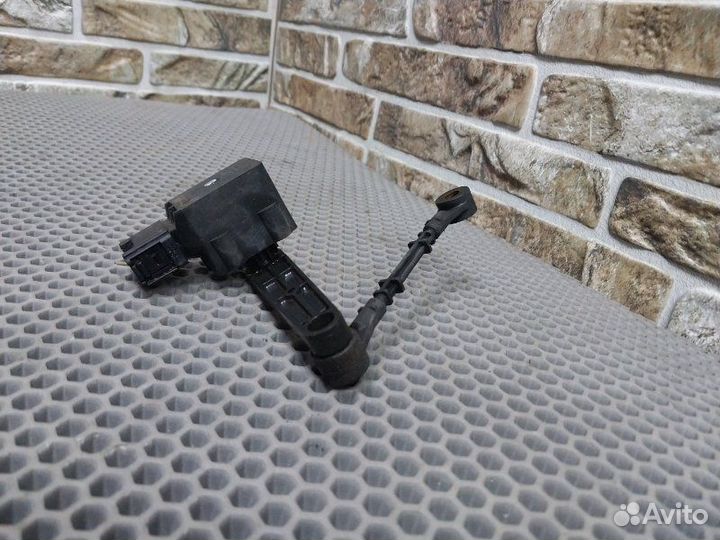 Датчик высоты дорожного просвета Land Rover