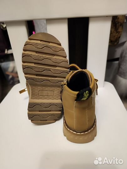Ботинки демисезонные 22 р