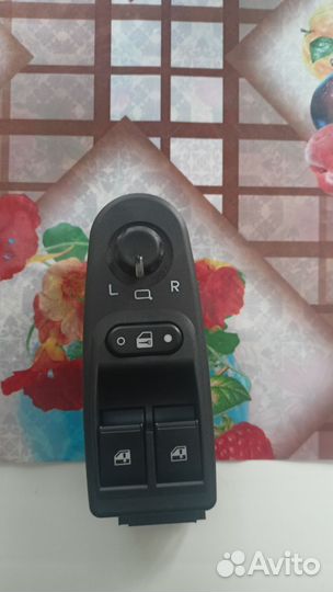 Блок управления стеклоподъемниками