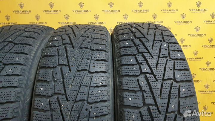 Roadstone Winguard WinSpike SUV 225/60 R17 99T