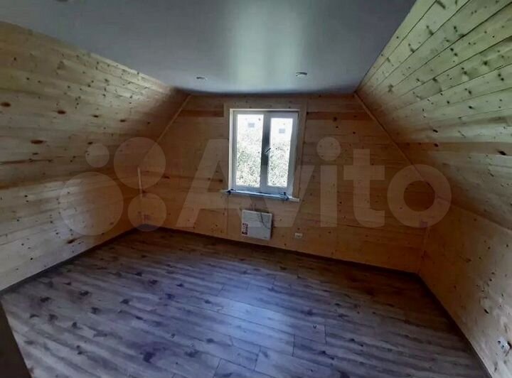 Дом 90 м² на участке 12,8 сот.