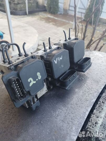 Блок абс Ауди А6С5 4B0614517G