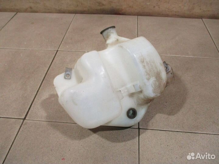 Бачок омывателя Peugeot Expert 2