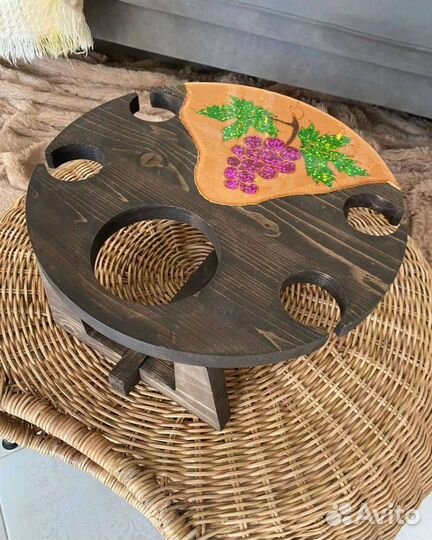 Винный столик