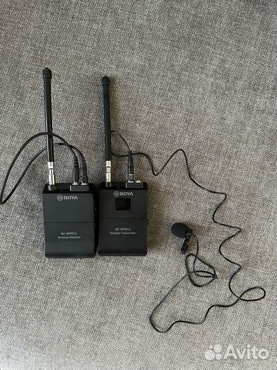 Микрофон петличка Boya BY-WFM12 беспроводная