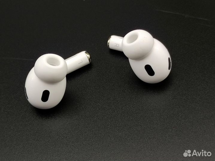 Нашумевшие Airpods Pro 2 с дисплеем #0004