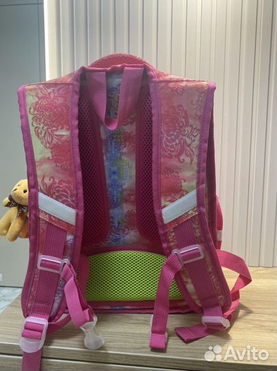 Рюкзак школьный для девочки новый
