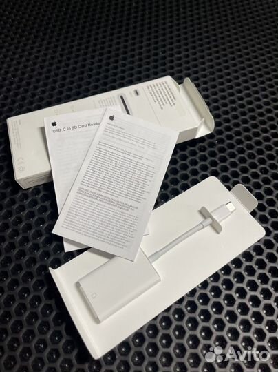 Переходник, адаптер Apple USB-C to SD Card