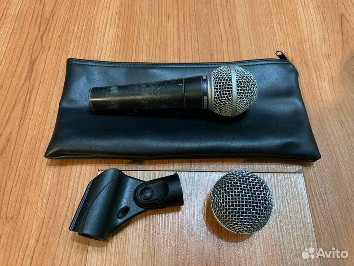 Микрофон Shure SM58