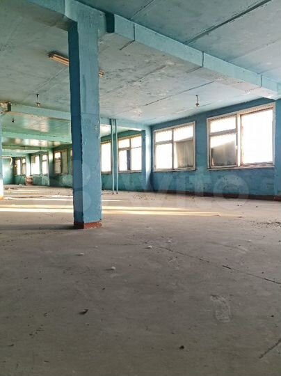 Торговое / производство / склад, красная линия от