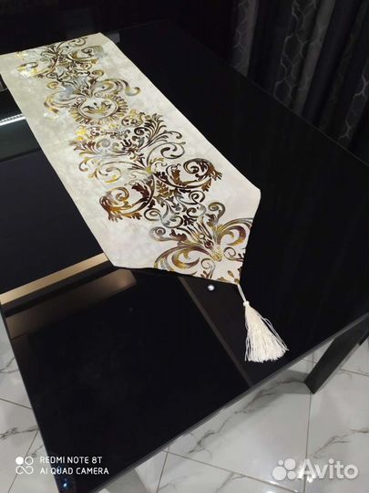 Настольная дорожка. Скатерть