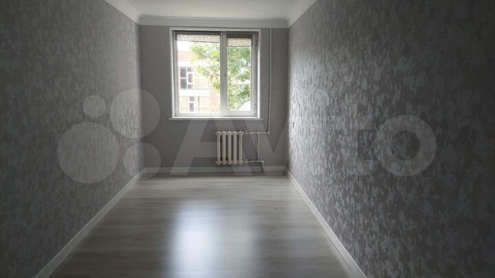 3-к. квартира, 70 м², 2/5 эт.