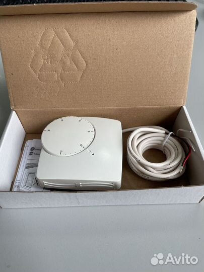 Watts Комнатный термостат wfht-dual с датчик.пола