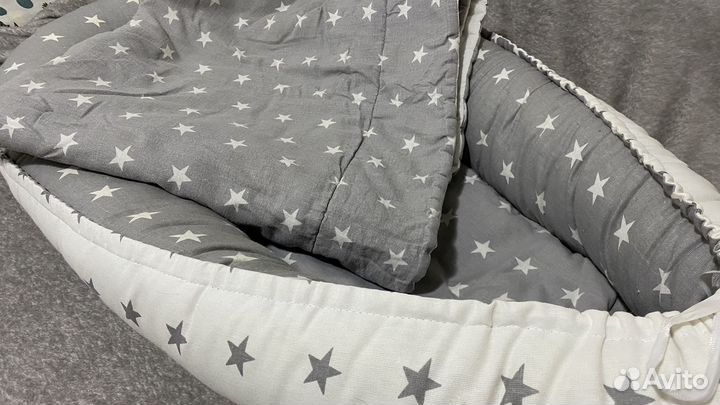 Кокон гнездышко (комплект в детскую кроватку)