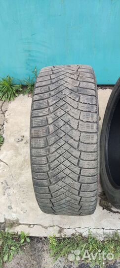 Pirelli Ice Zero 245/45 R19 102H