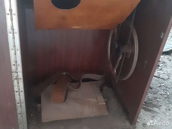 Ручная швейная машинка пмз