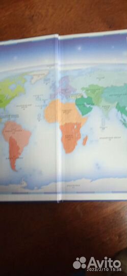 Книга Атлас мира