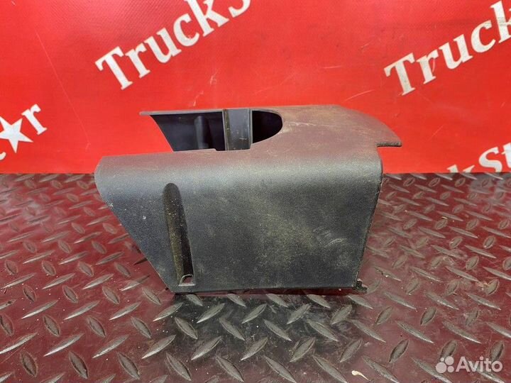 Кожух рулевой колонки нижний Scania 5-series