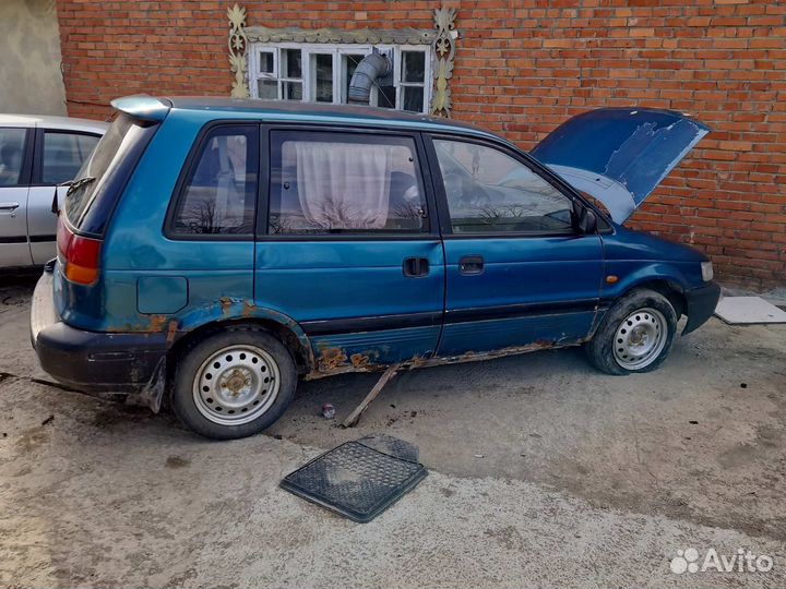 Запчасти (разборка) Mitsubishi Space Runner wagon