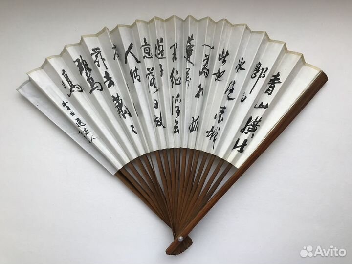 Веер с цветочным рисунком / в китайском стиле