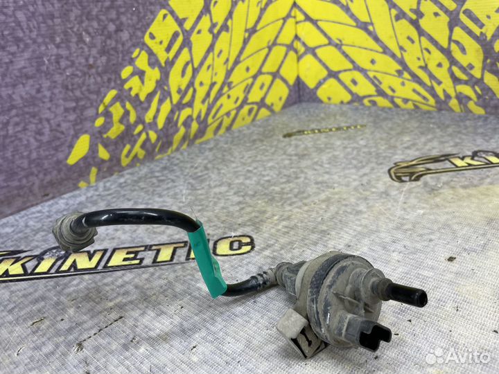 Клапан вентиляции топливного бака Логан 2 Дастер