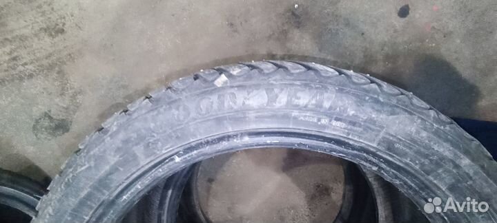 Goodyear UltraGrip Ice 245/45 R19 102T