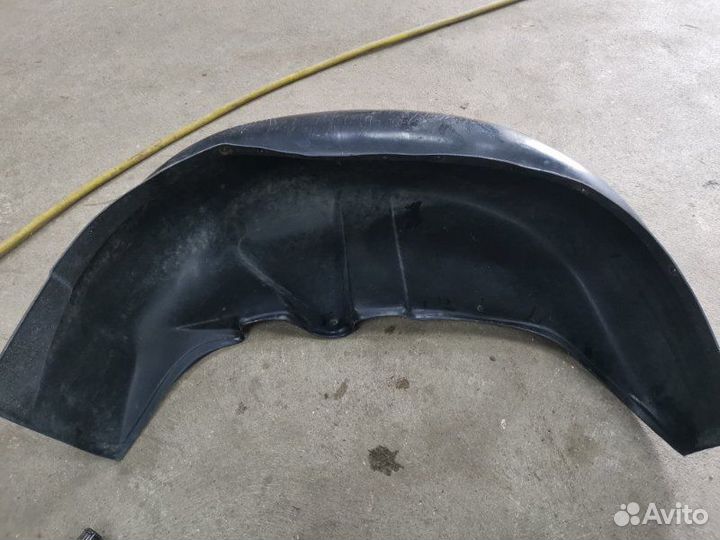 Подкрылок задний правый Daewoo Nexia седан N150