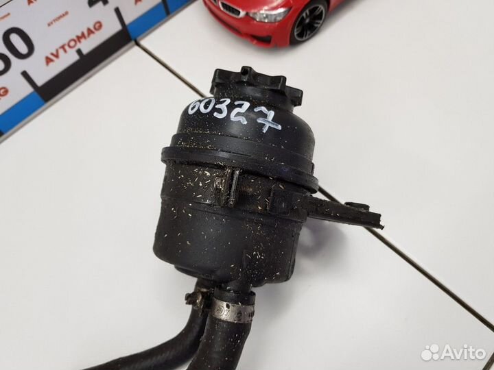 Бачок гидроусилителя (BMW 5)