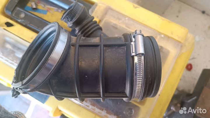 Патрубок воздушного фильтра bmw e39