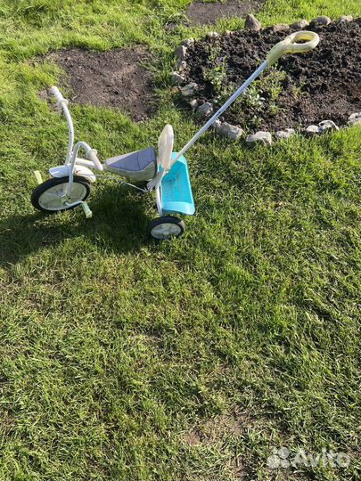 Детский велосипед с ручкой