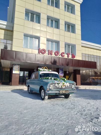 Свадебные украшения на автомобиль в аренду