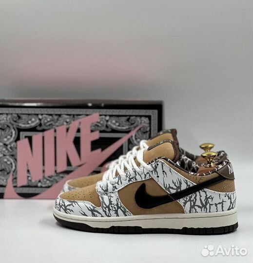 Кроссовки женские Nike SB Dunk Low