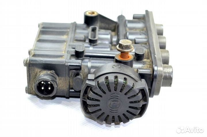 Главный кран уровня пола renault trucks Premium 2