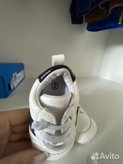Кроссовки детские