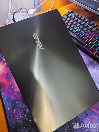 Asus ZenBook 14 UM425IA-AM025