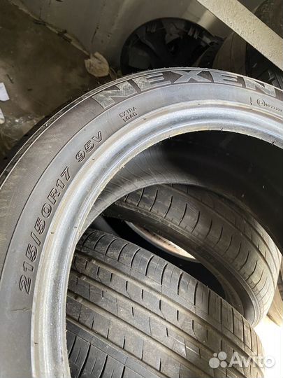 Nexen N Fera RU1 215/50 R17 95V