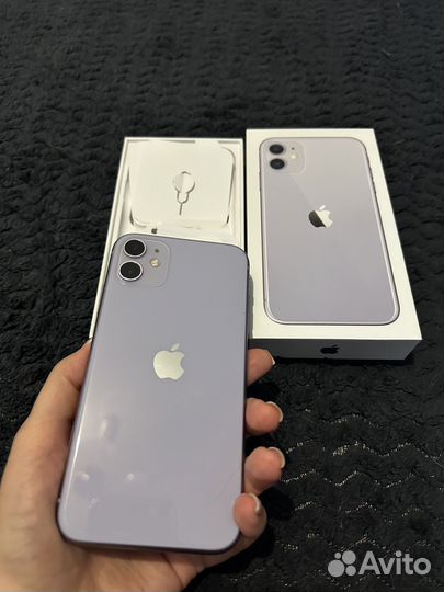 Продам iPhone 11 128г