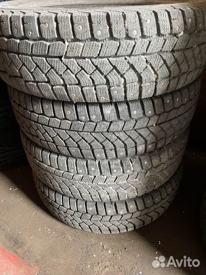 Viatti Brina Nordico V-522 185/70 R14