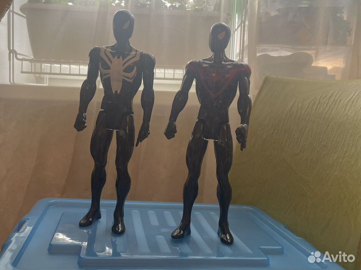 Человек паук фигурка