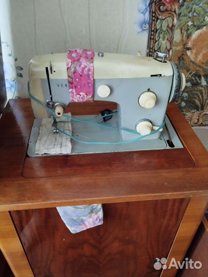 Швейная машина veritas